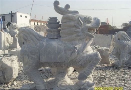 點擊查看詳細信息<br>標題：石雕麒麟4 閱讀次數(shù)：1225